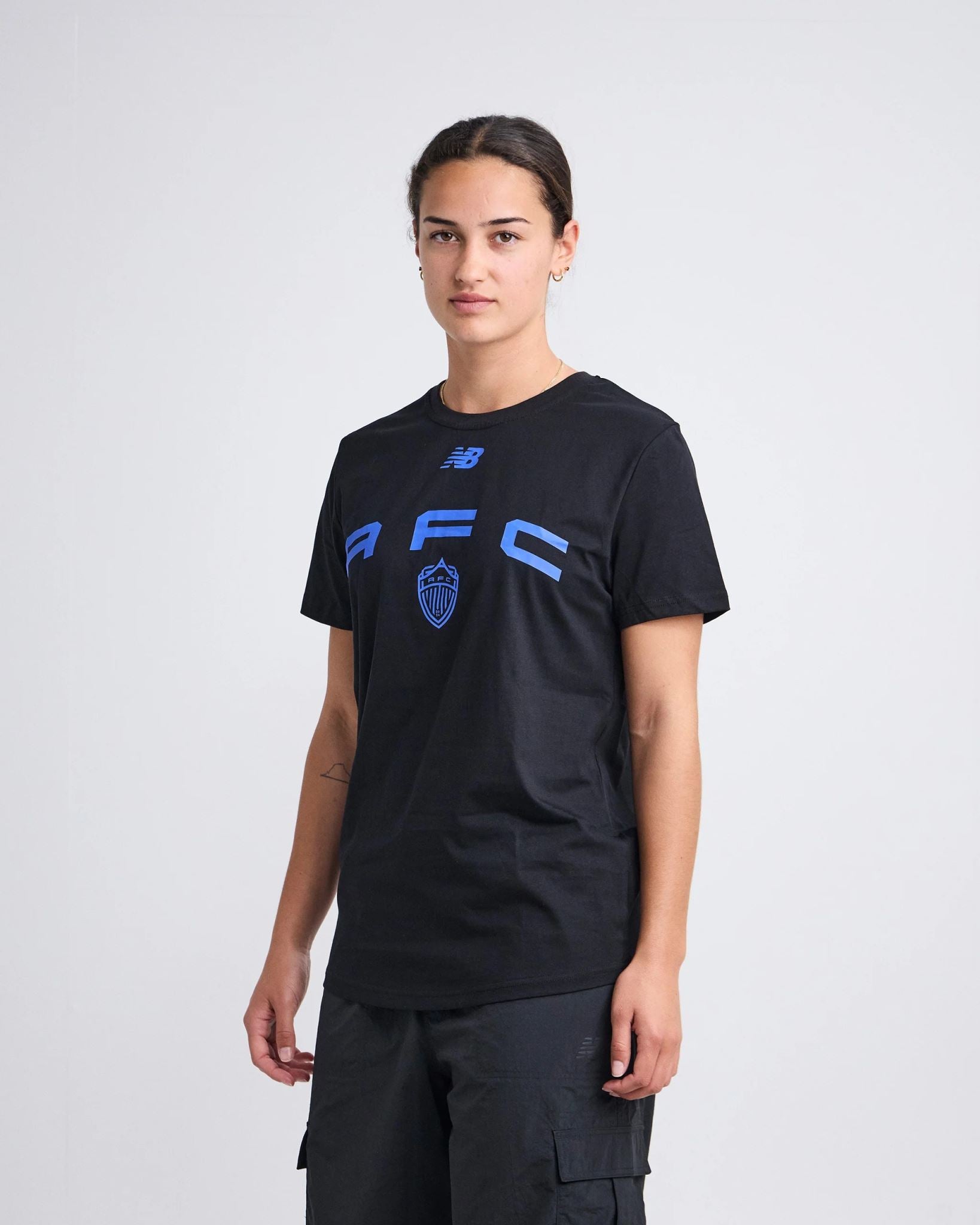 25/26 Unisex Casual Black Tee - M